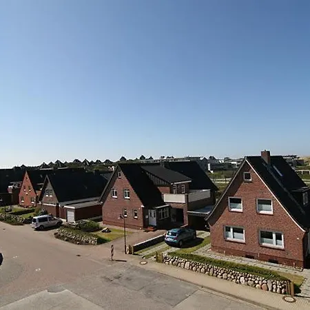 Striether Apartment *